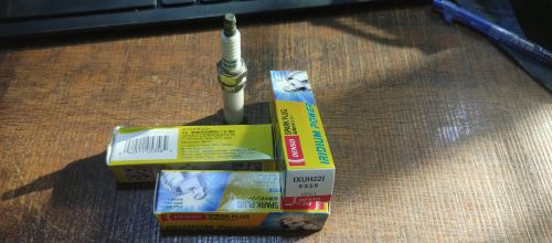 Denso IXUH22I Iridium Spark Plug photo review